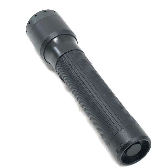 ジャンク】Ledlenser P7R 第四世代 LEDハンドライト 充電式 最大2000