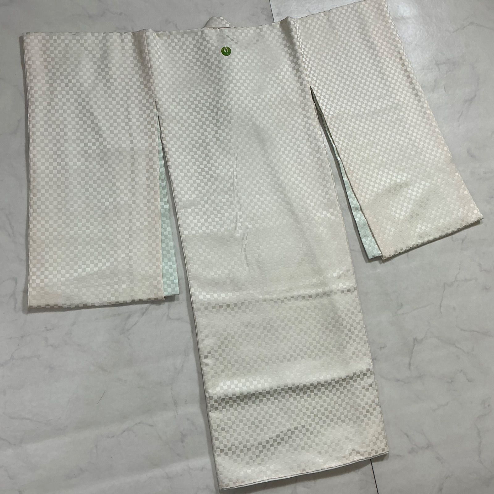 ◆kimono+one◆厳選◆産着◆未使用同然◆お宮参り◆正絹◆仕付け糸付き◆長襦袢付き◆一つ紋◆七五三◆男の子◆ U196