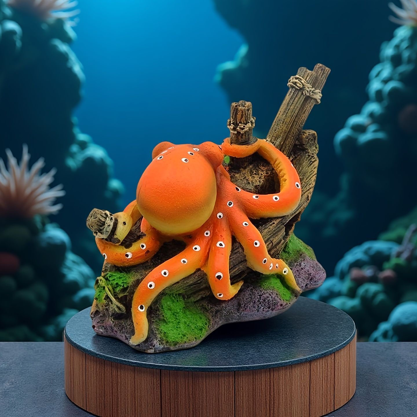 園芸用品 置物 オブジェ ガーデンオーナメント バナナ型のタコ たこ