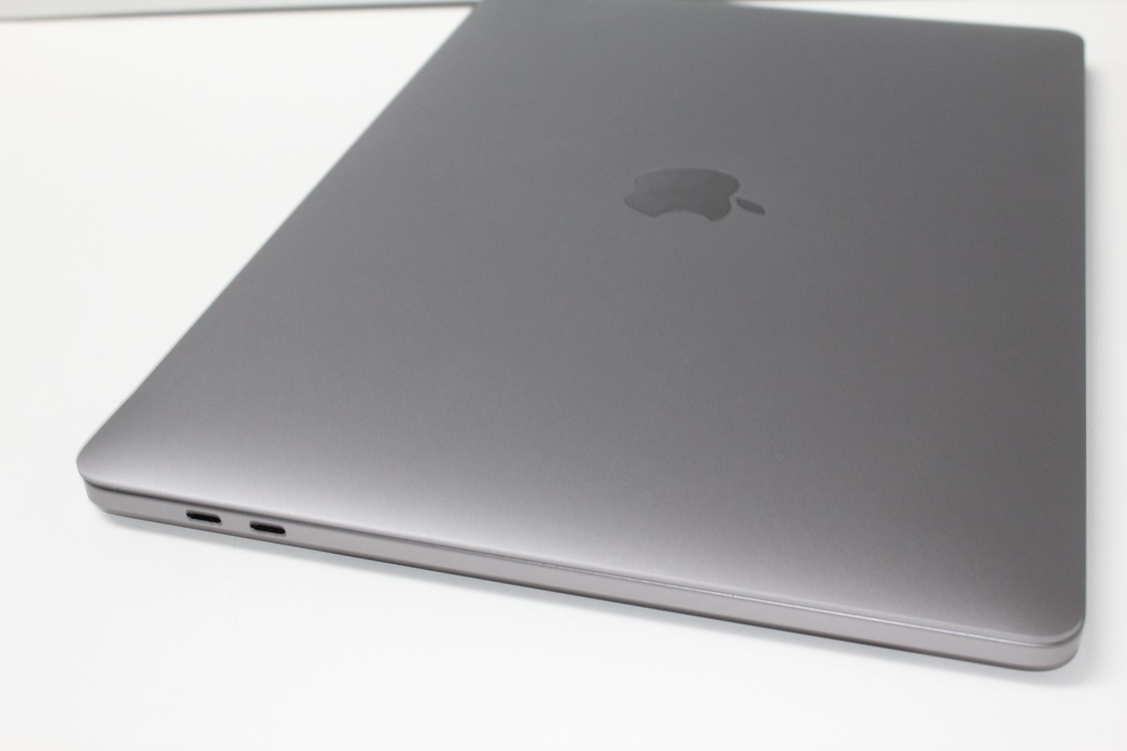 MacBook Pro（13インチ,2017,Thunderbolt 3ポートx 4）512GB/8GB 