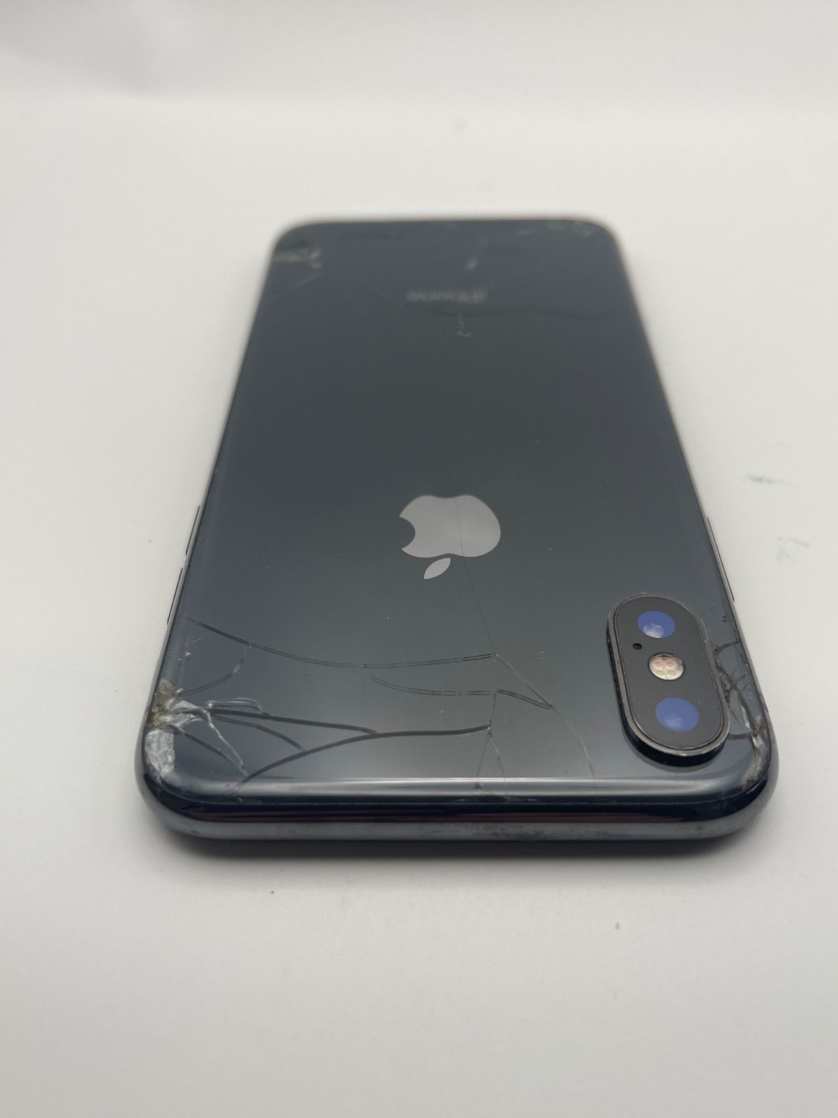 iPhone X 64GB スペースグレイ (画面割れあり) - メルカリ