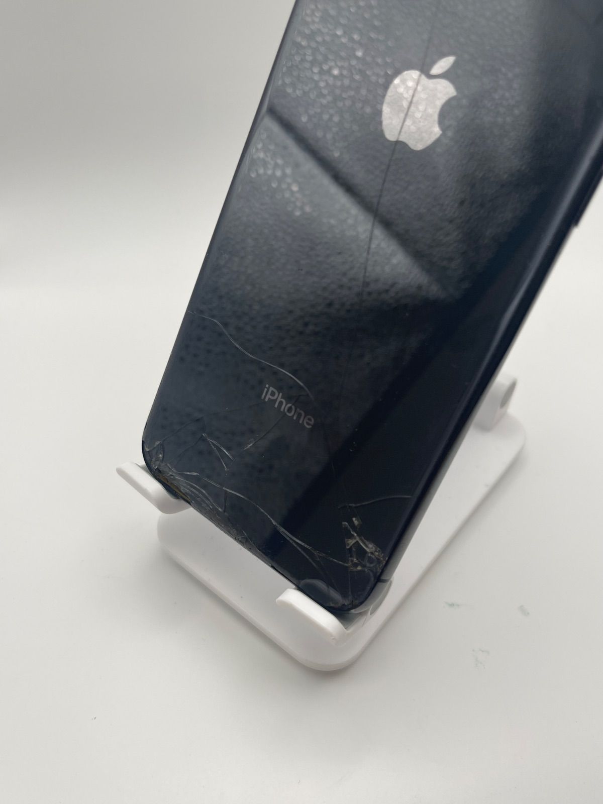 iPhone X 64GB スペースグレイ (画面割れあり) - メルカリ