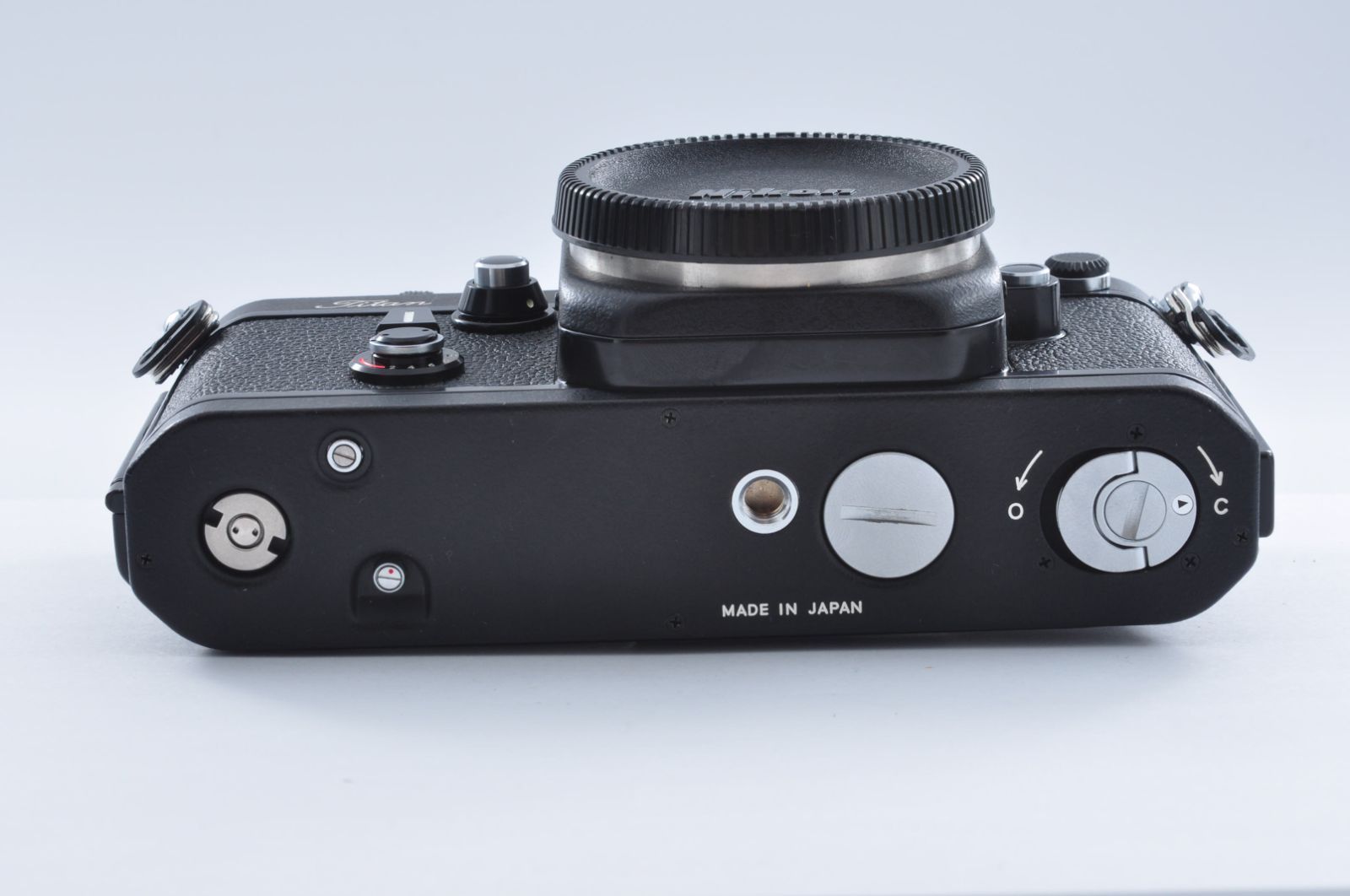 極美品 Nikon F2チタン ボディ アイレベル（Titan ネーム入り
