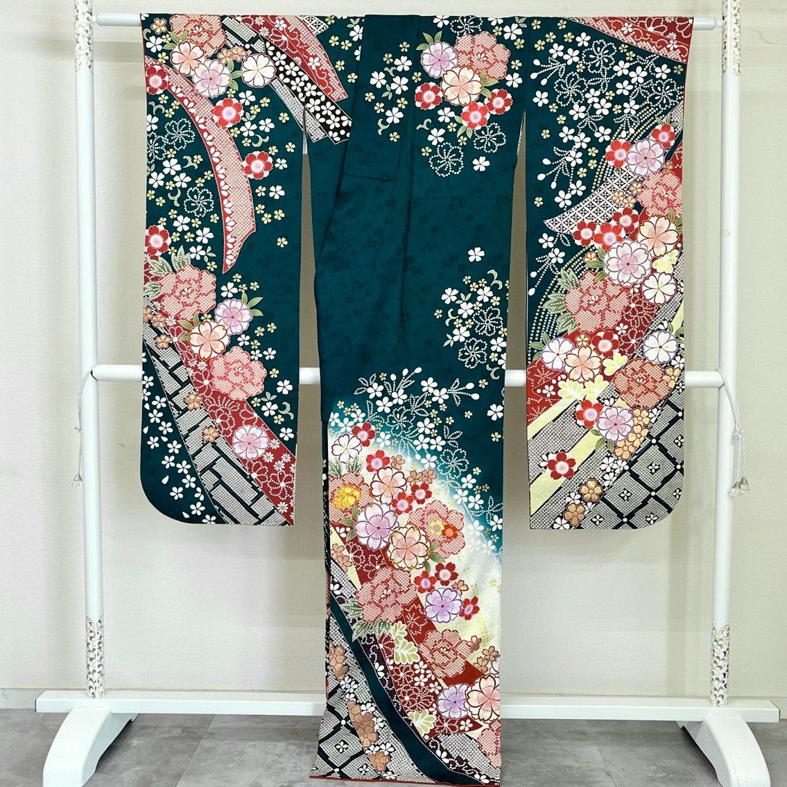 美品 逸品 可憐 豪華 金駒刺繍 正絹 振袖 正絹 袋帯セット K1328