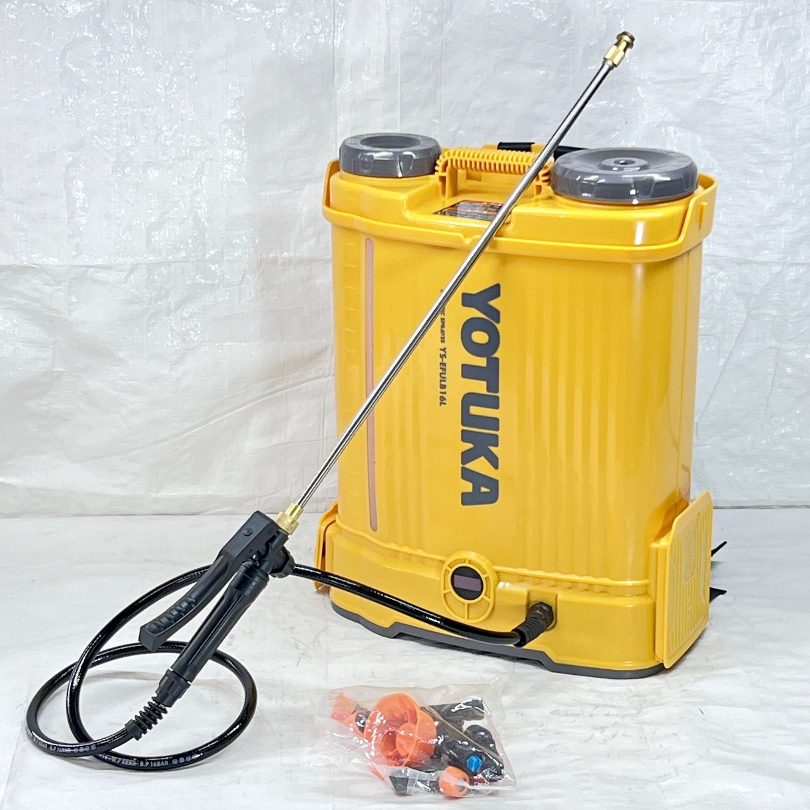 【展示品】 電動噴霧器 背負い式 16L バッテリー式 ノズル6種付 かき混ぜ機能付き イエロー YS-EFULB16L 【1603】