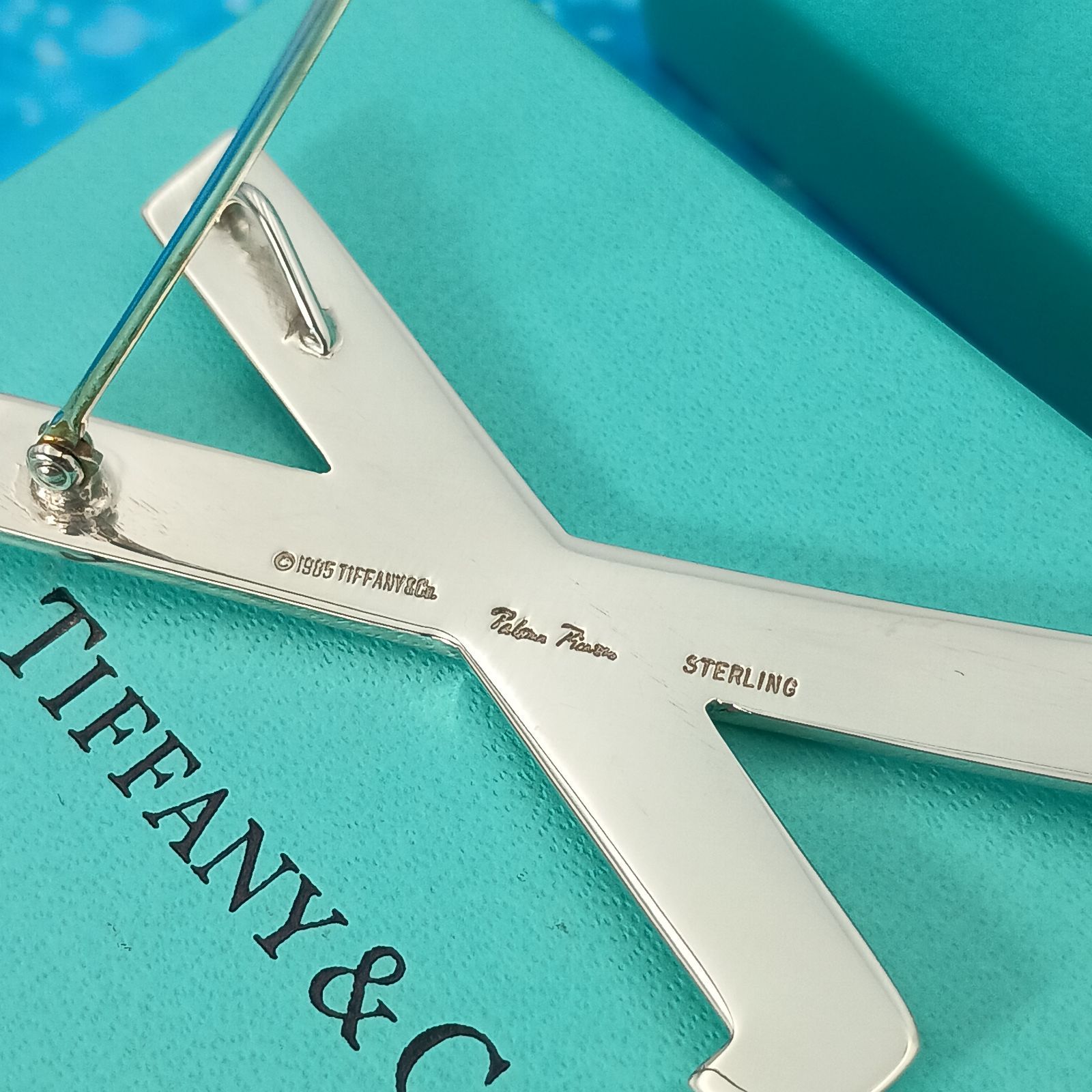 TIFFANY&Co. ティファニー ブローチ キス レディース メンズ シルバー