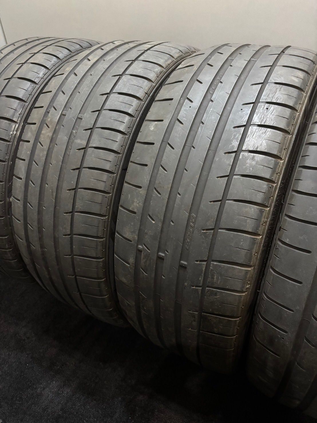 ★225/40ZR19 KUMHO/ECSTA LE Sport 17年製 夏タイヤ サマータイヤ 4本 (南4-M16)