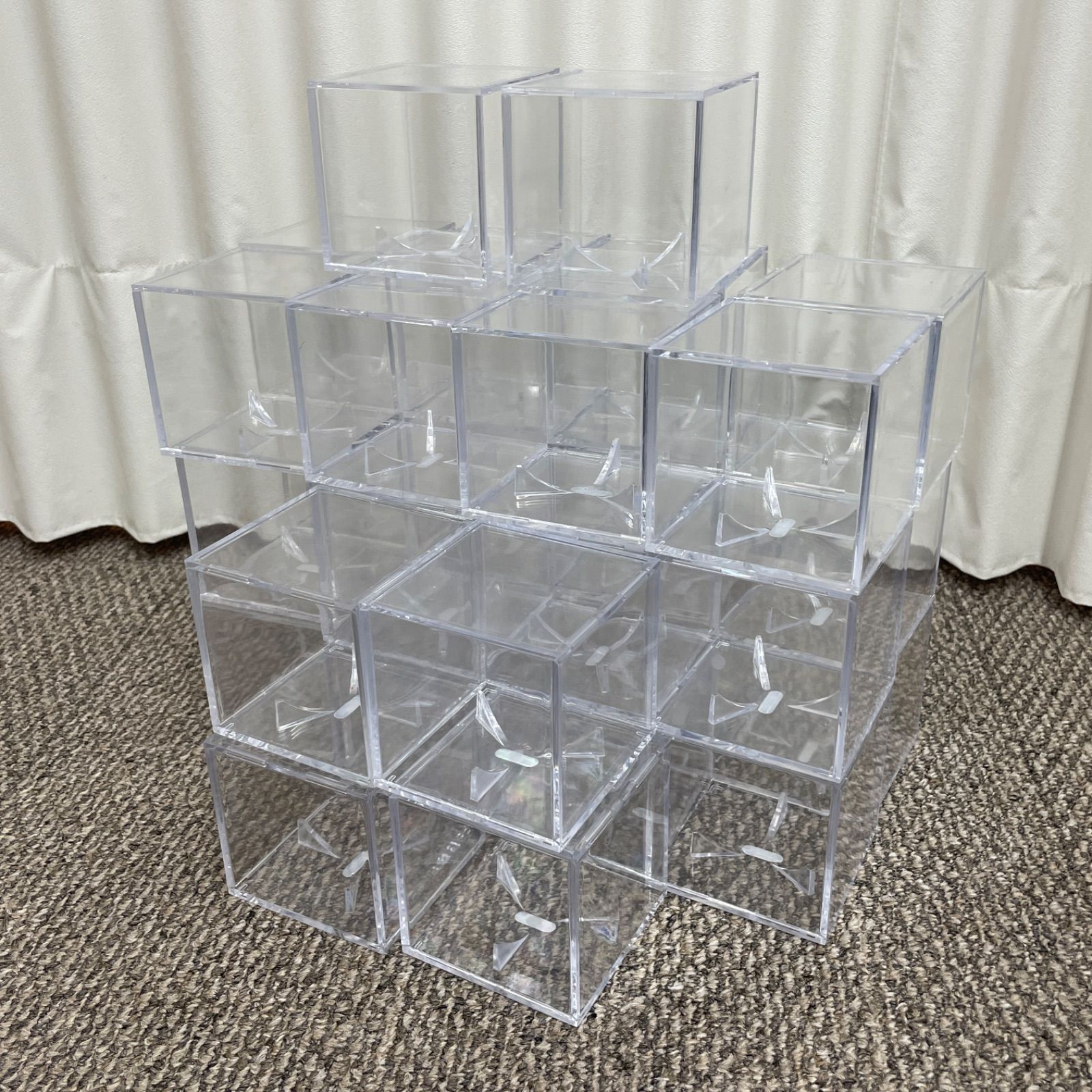 ウルトラプロ アクリル製ボールケース 30個セット　管理番号SC499 Ultra Pro Acrylic Display Case for Balls