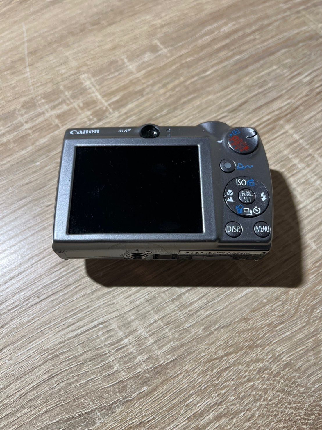 0170 Canon IXY DIGITAL 900 IS シルバー デジカメ ジャンク品【タ