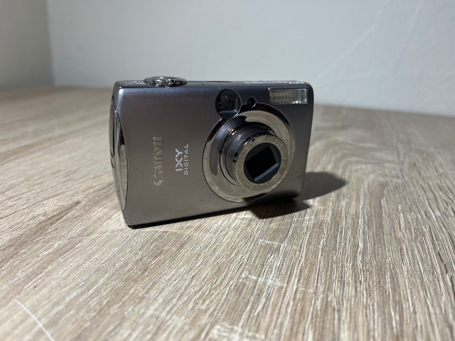 0170 Canon IXY DIGITAL 900 IS シルバー デジカメ ジャンク品【タ