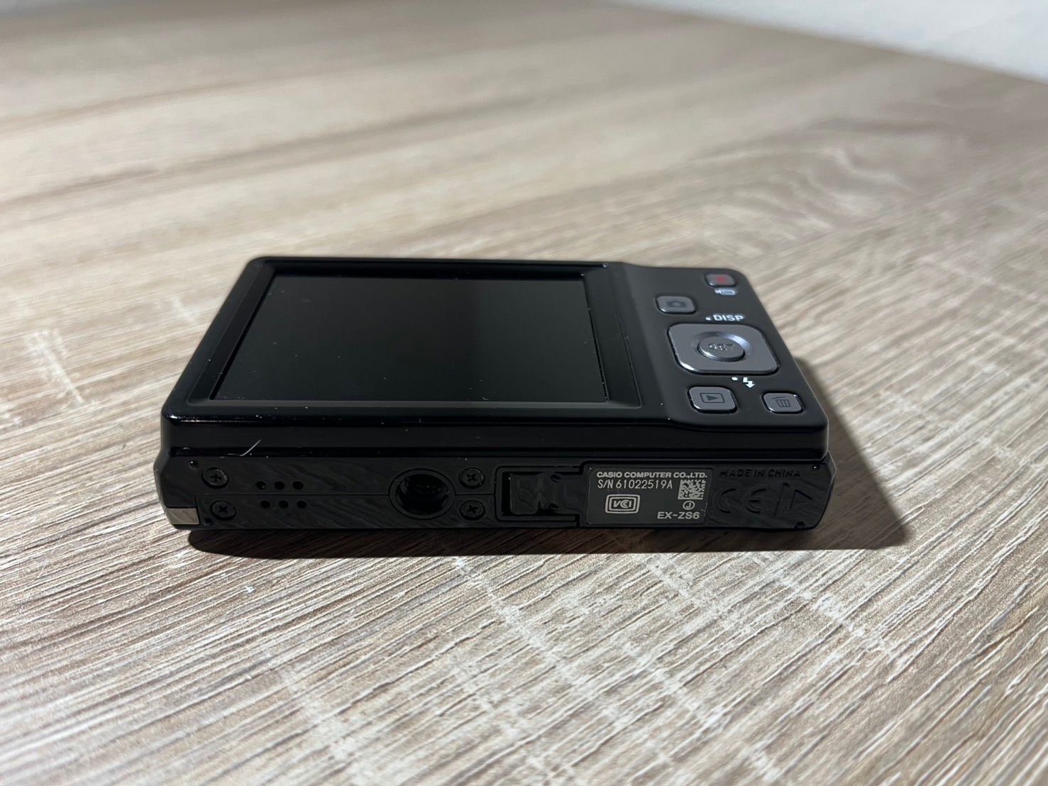 0165 Casio EXILIM EX-ZS6 ブラック デジカメ 動作確認済み【ネ