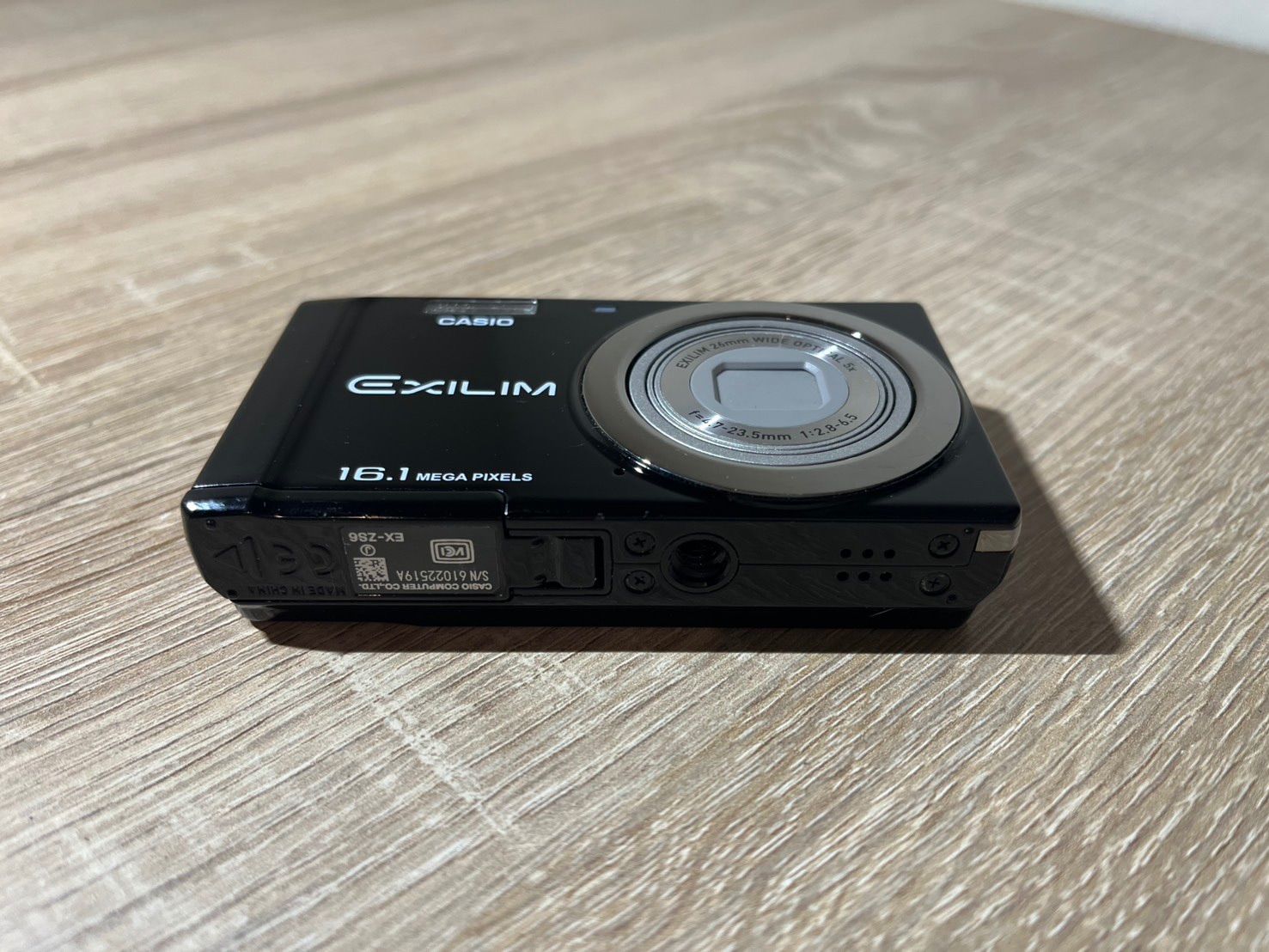 0165 Casio EXILIM EX-ZS6 ブラック デジカメ 動作確認済み【ネ