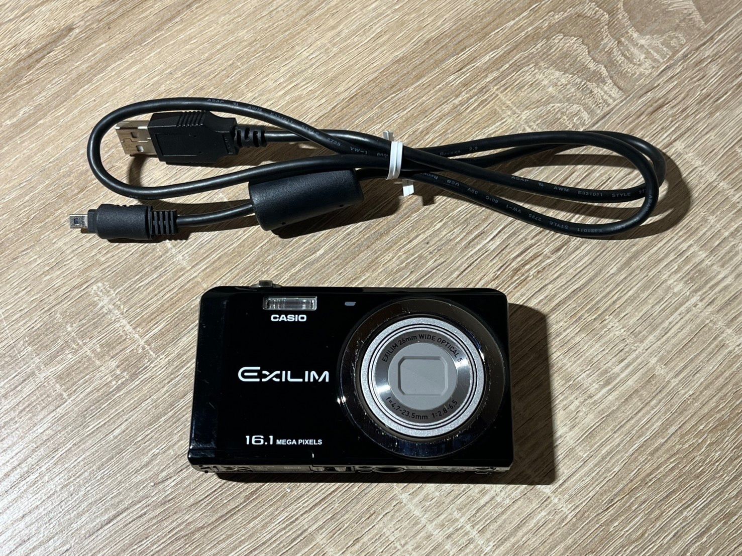 0165 Casio EXILIM EX-ZS6 ブラック デジカメ 動作確認済み【ネ