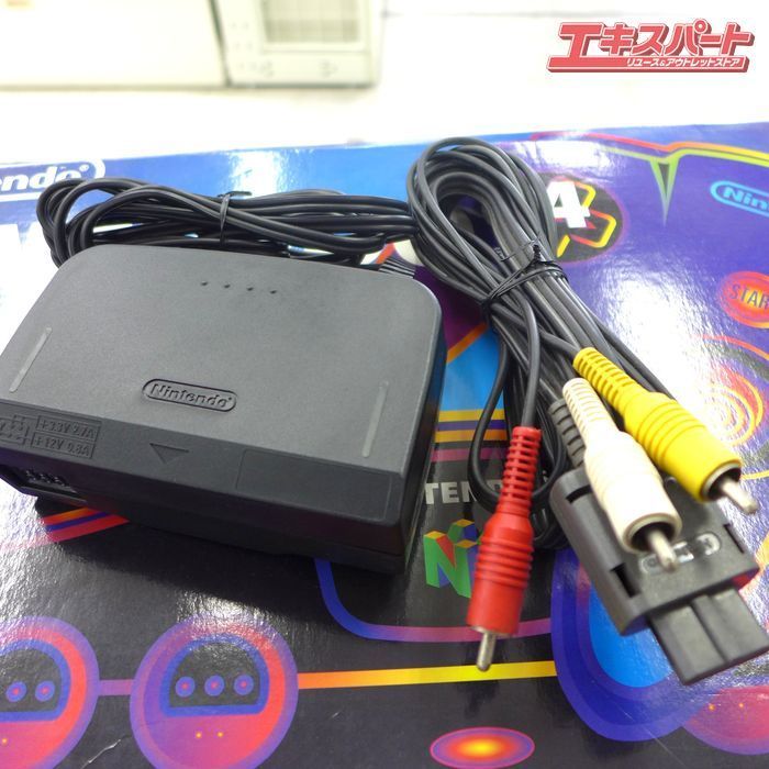 任天堂 Nintendo 64 ニンテンドー64 本体 & コントローラー2点 