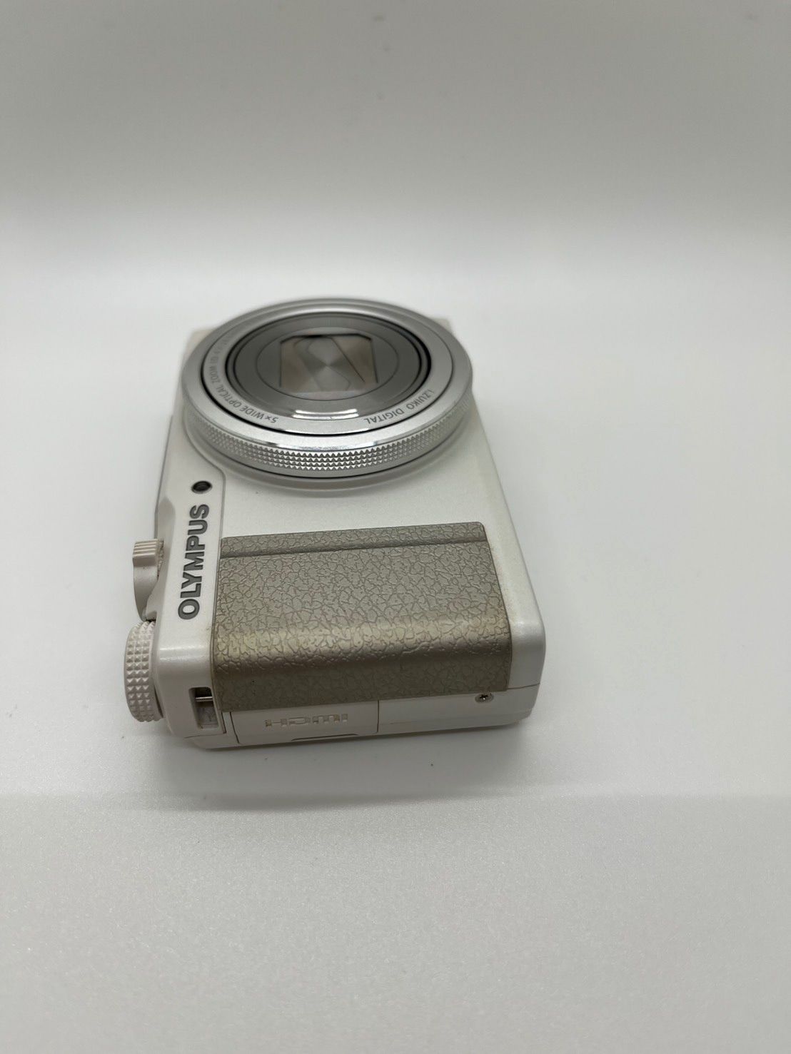 カメラ 0166 OLYMPUS STYLUS XZ-10 ホワイト デジカメ ジャンク品【ネ】