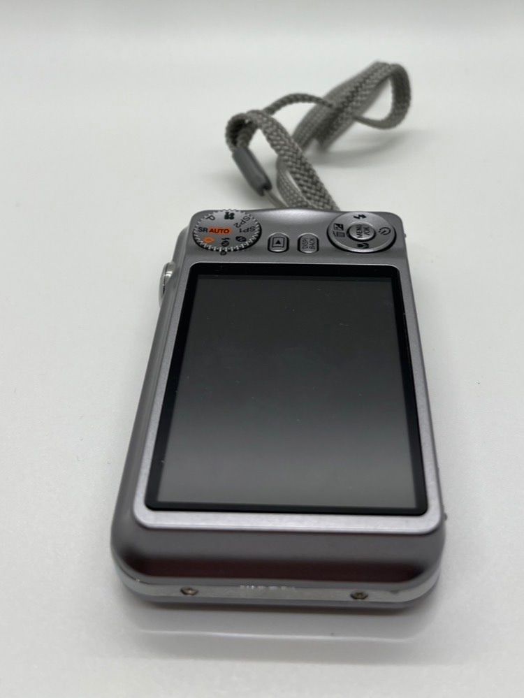 0190 FUJIFILM FINEPIX JV100 シルバー デジカメ 動作確認済み【ネ