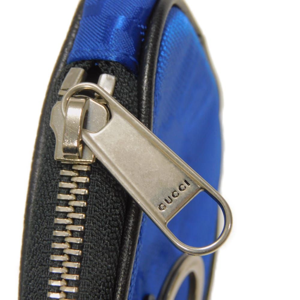 GUCCI グッチ ミニポーチ キーリング付き GGロゴ オフザグリッド GUCCI グッチ オフ ザ グリッド ミニ ポーチ ロゴ 箔押し エンボス