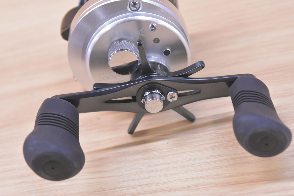 シマノ オシア カルカッタ 200PG SHIMANO OCEA CALCUTTA ベイトリール