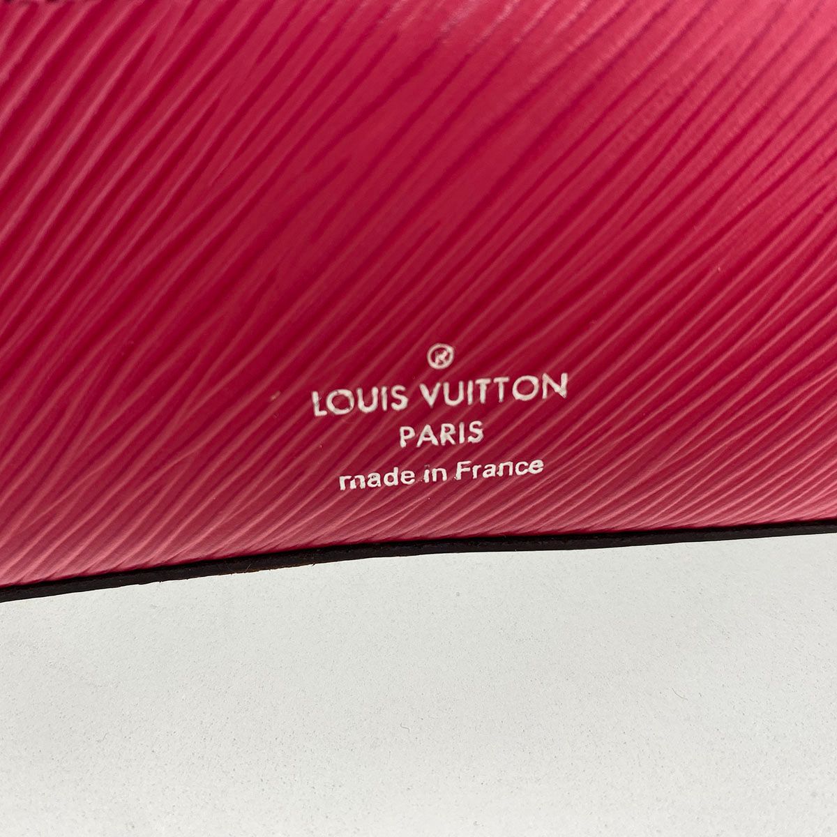 LOUIS VUITTON ルイ・ヴィトン トゥルース エリザベット ペンケース