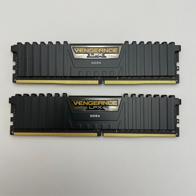 動作確認済CORSAIR DDR4 32GB 2666MHz メモリー - メルカリ