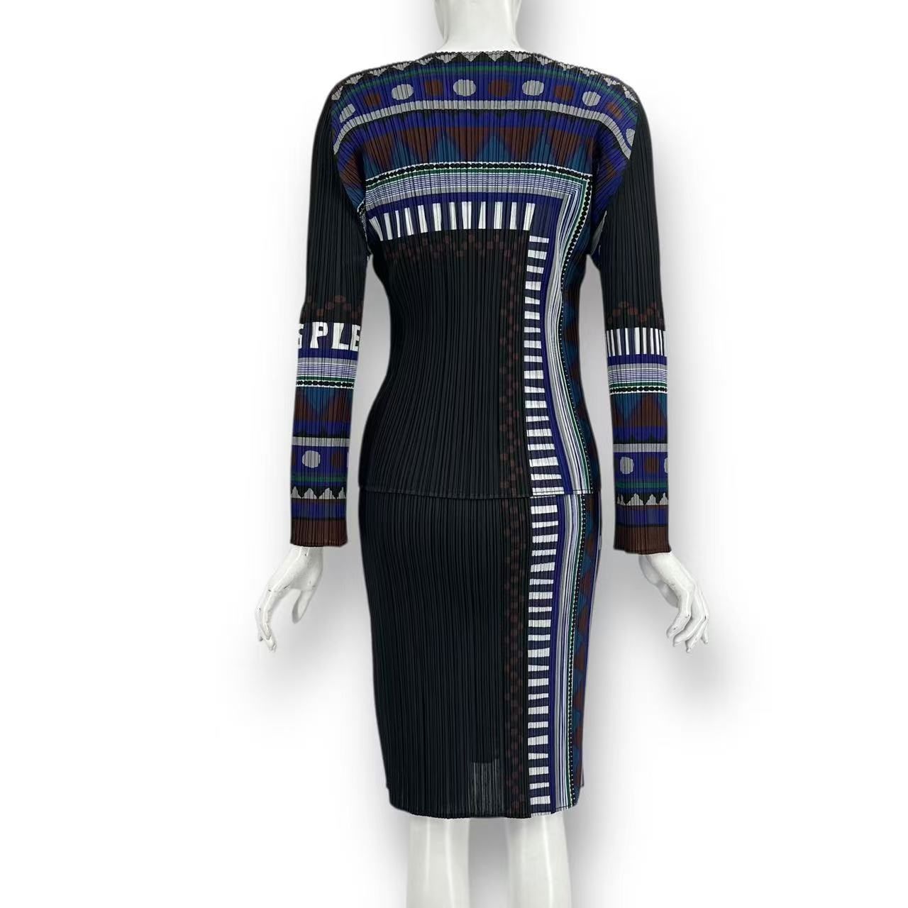 極美品 ISSEY MIYAKE イッセイミヤケ PLEATS PLEASE プリーツプリーズ 