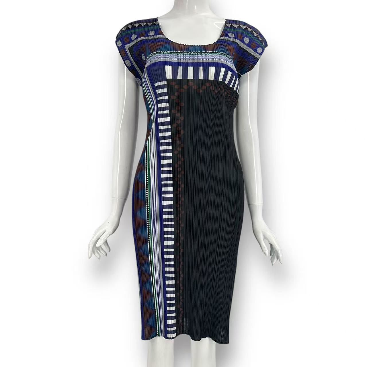 極美品 ISSEY MIYAKE イッセイミヤケ PLEATS PLEASE プリーツプリーズ 