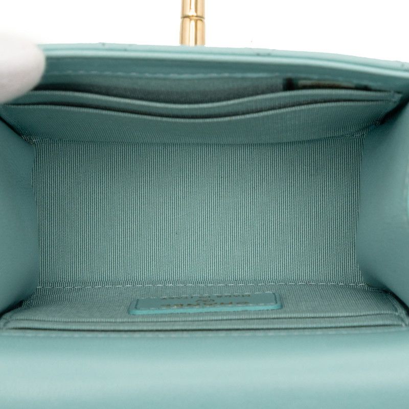 CHANEL COCOロゴ ショルダーバッグ マトラッセ CHANEL（シャネル） ココマーク チェーン ショルダーバッグ マトラッセ