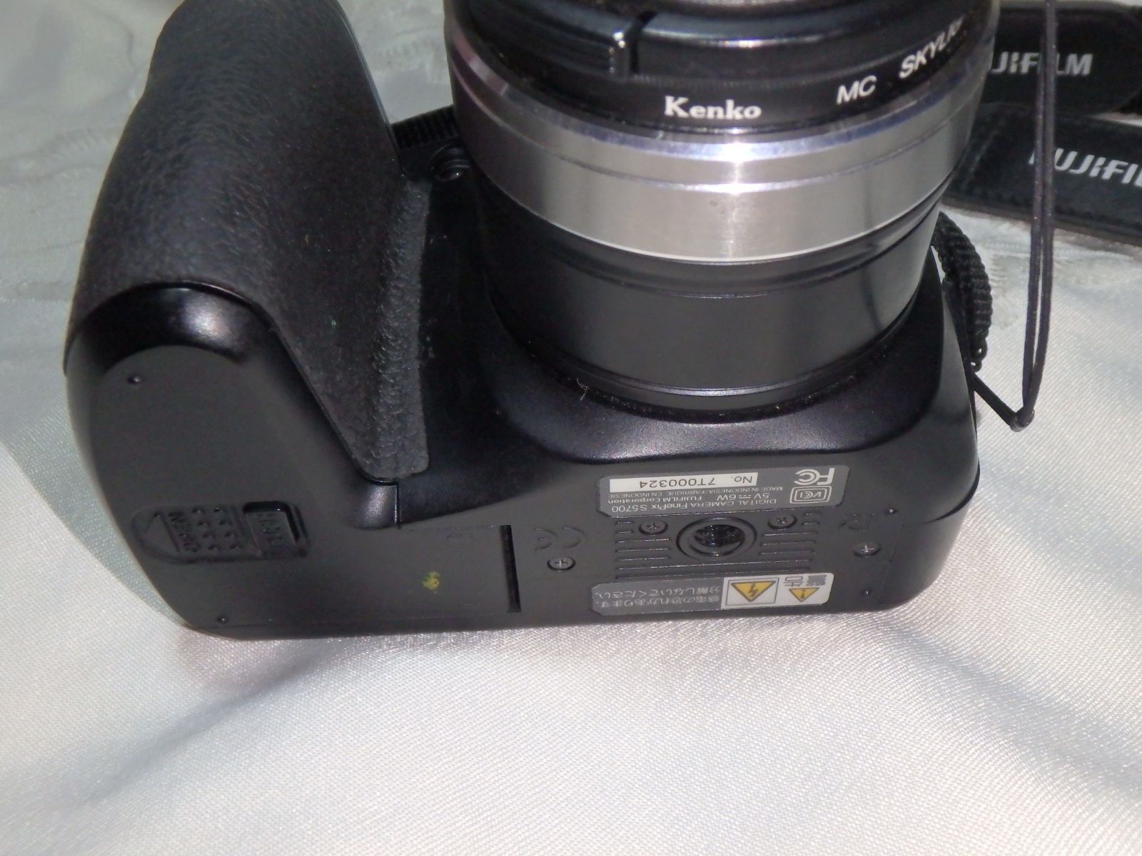 FUJIFILM S5700 FinePix デジタルカメラ 少し難 - メルカリ
