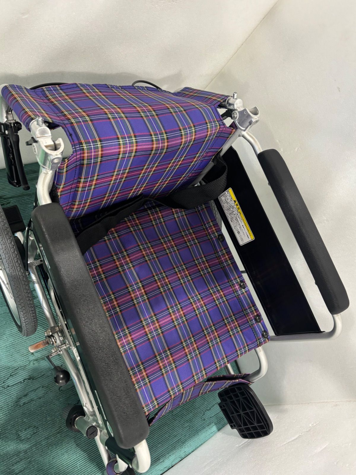 カワムラサイクル「KAJ402SB」 介助用 ノーパンクタイヤ 車椅子 - メルカリ