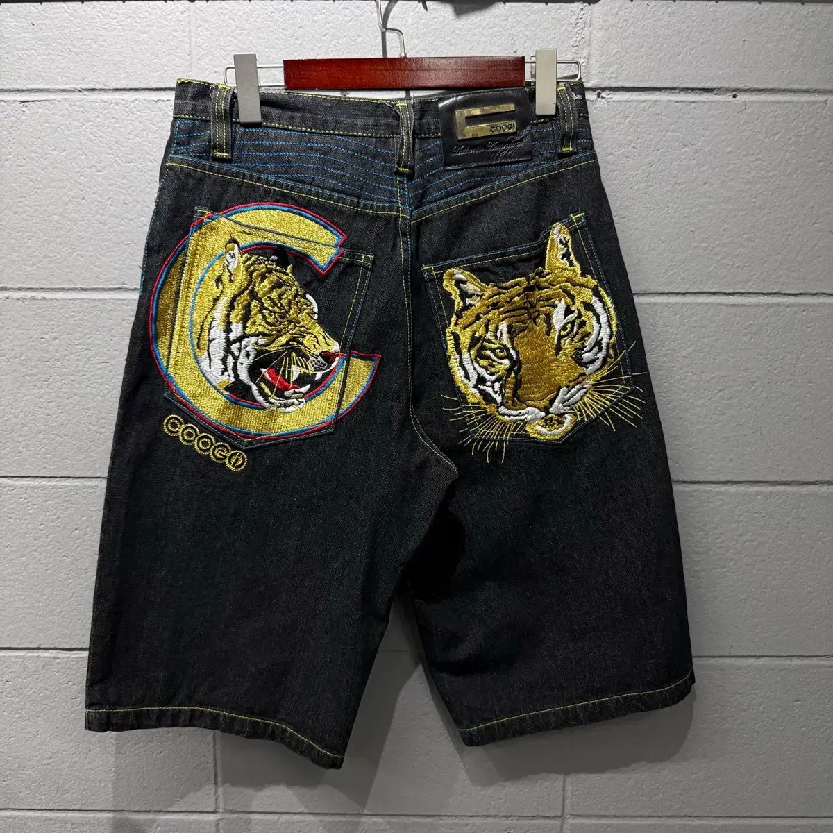 メンズ COOGI クージー デニム ハーフ ショートパンツ 極太 W36刺繍