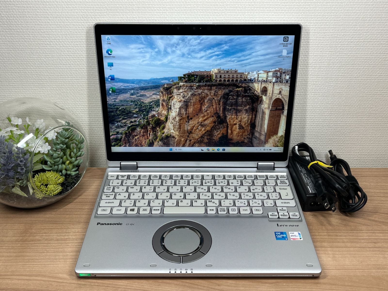 美品CF-QV1 16GB/256GB Office2024 - メルカリ