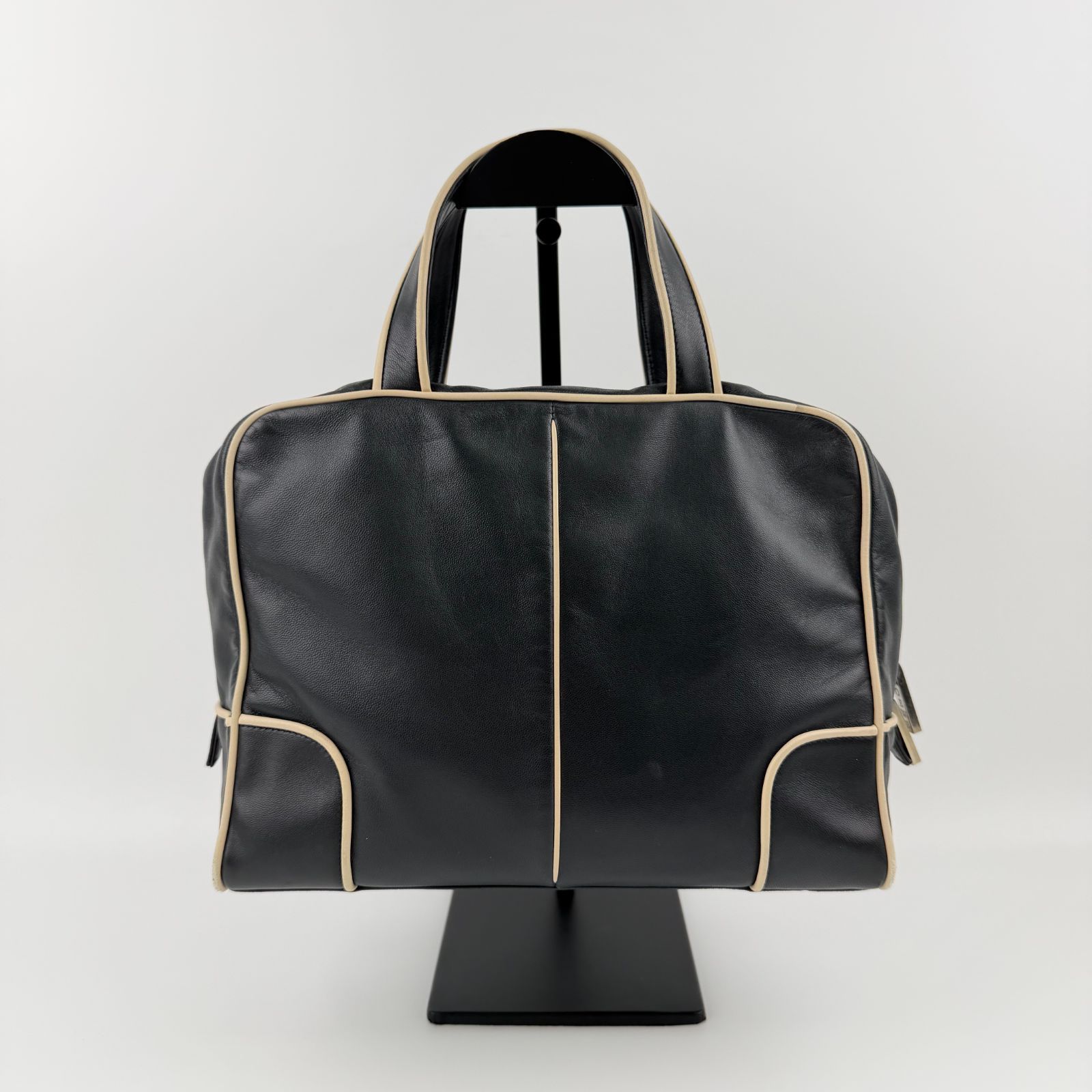 在庫一掃セール＞【中古】LOEWE ロエベ ハンドバッグ ブラック レザー 