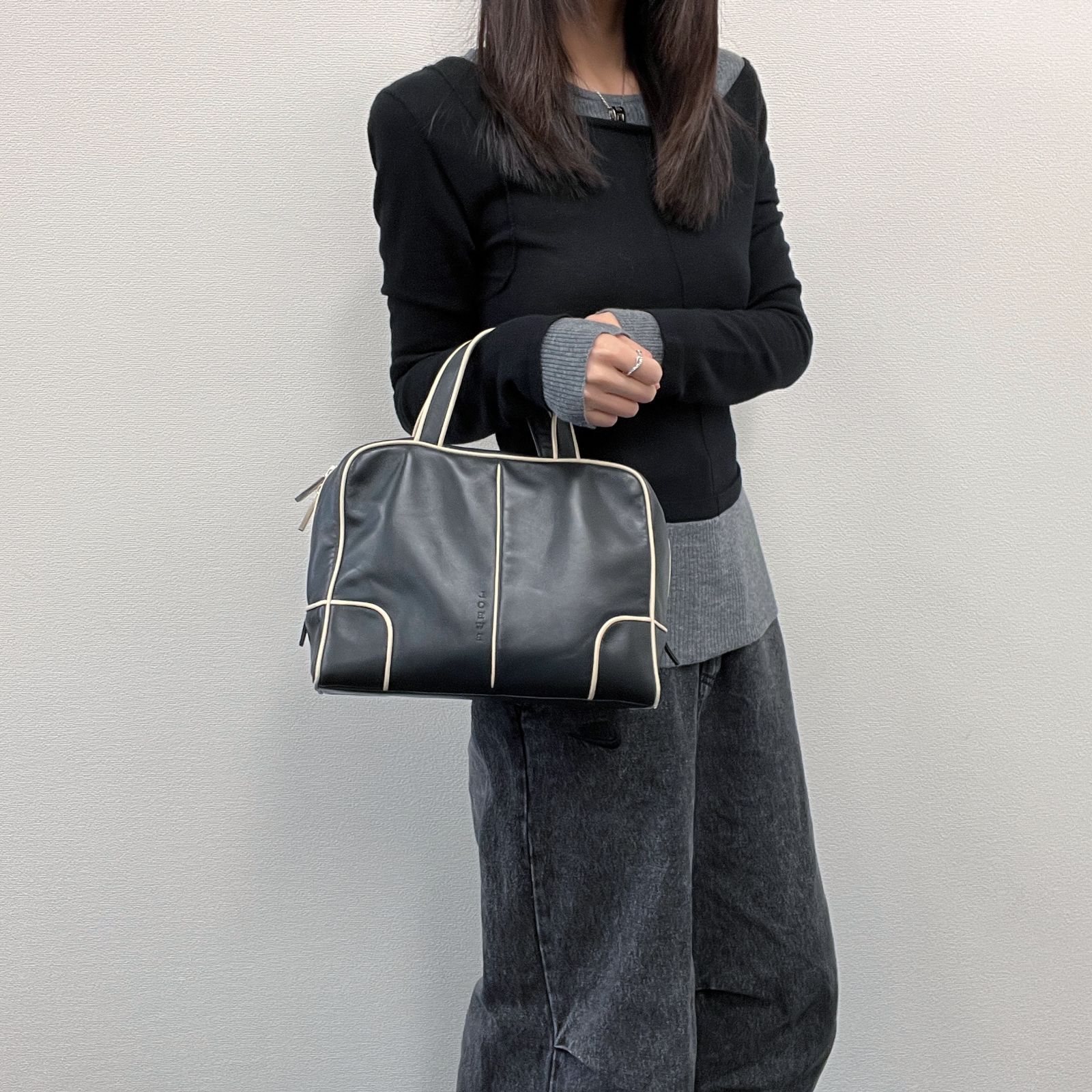 在庫一掃セール＞【中古】LOEWE ロエベ ハンドバッグ ブラック レザー 