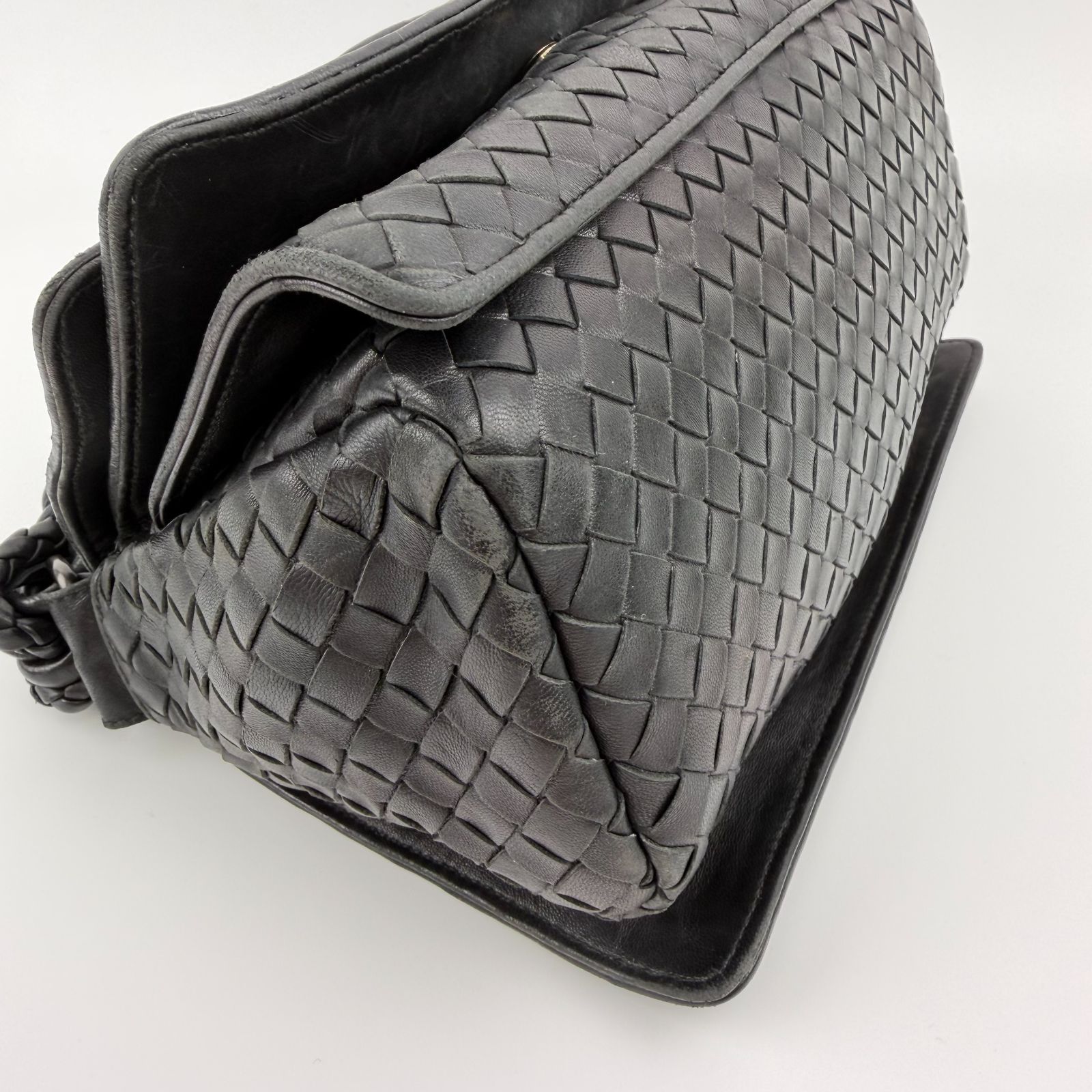 中古】Bottega Veneta ボッテガヴェネタ イントレチャート ショルダー 