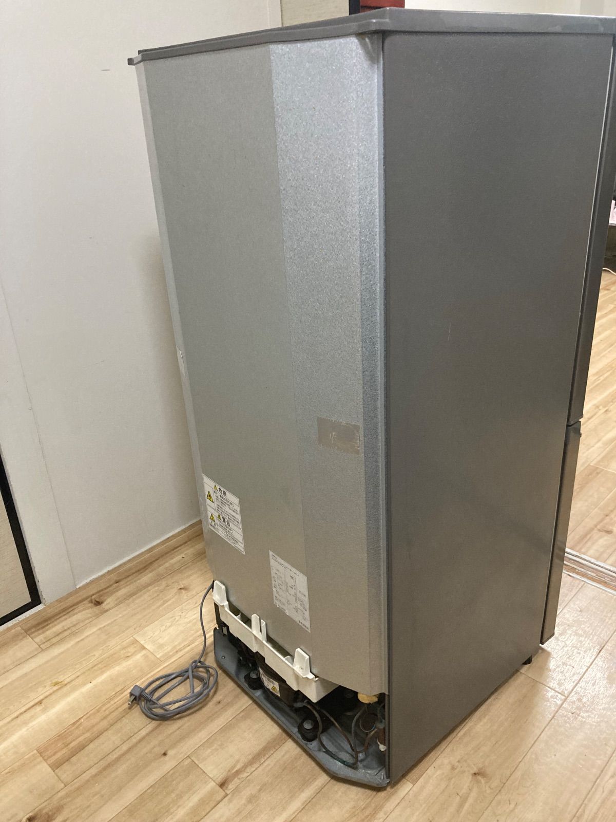 生活家電 アクア AQUA 2ﾄﾞｱ冷凍冷蔵庫 AQR-16E5 157L 2019年製 自動霜