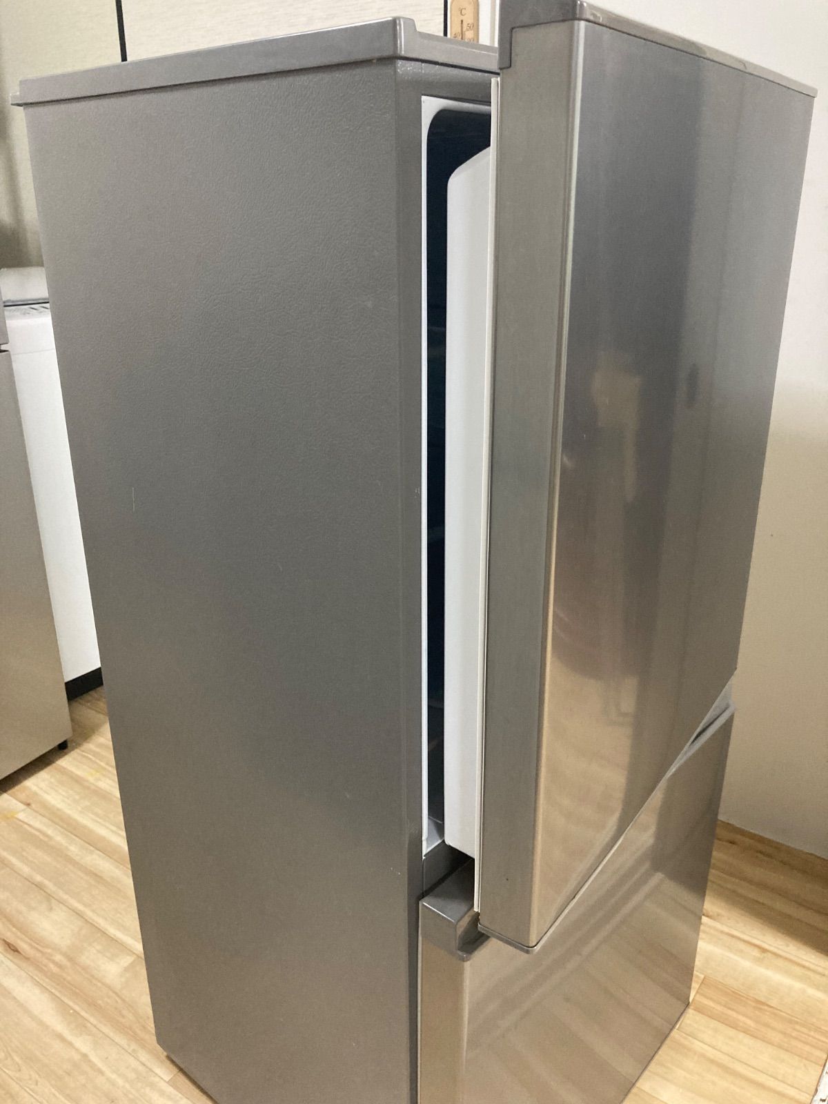 生活家電 アクア AQUA 2ﾄﾞｱ冷凍冷蔵庫 AQR-16E5 157L 2019年製 自動霜
