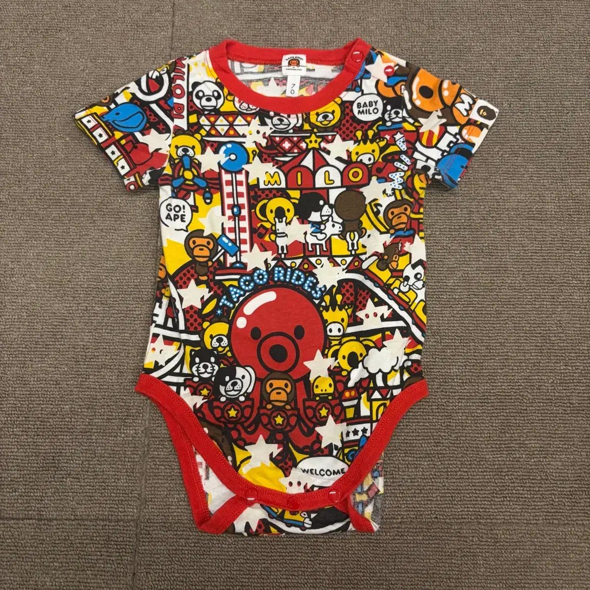 キッズ A BATHING APE(アベイシングエイプ) マルチ ベビー マイロ ボディスーツ 70