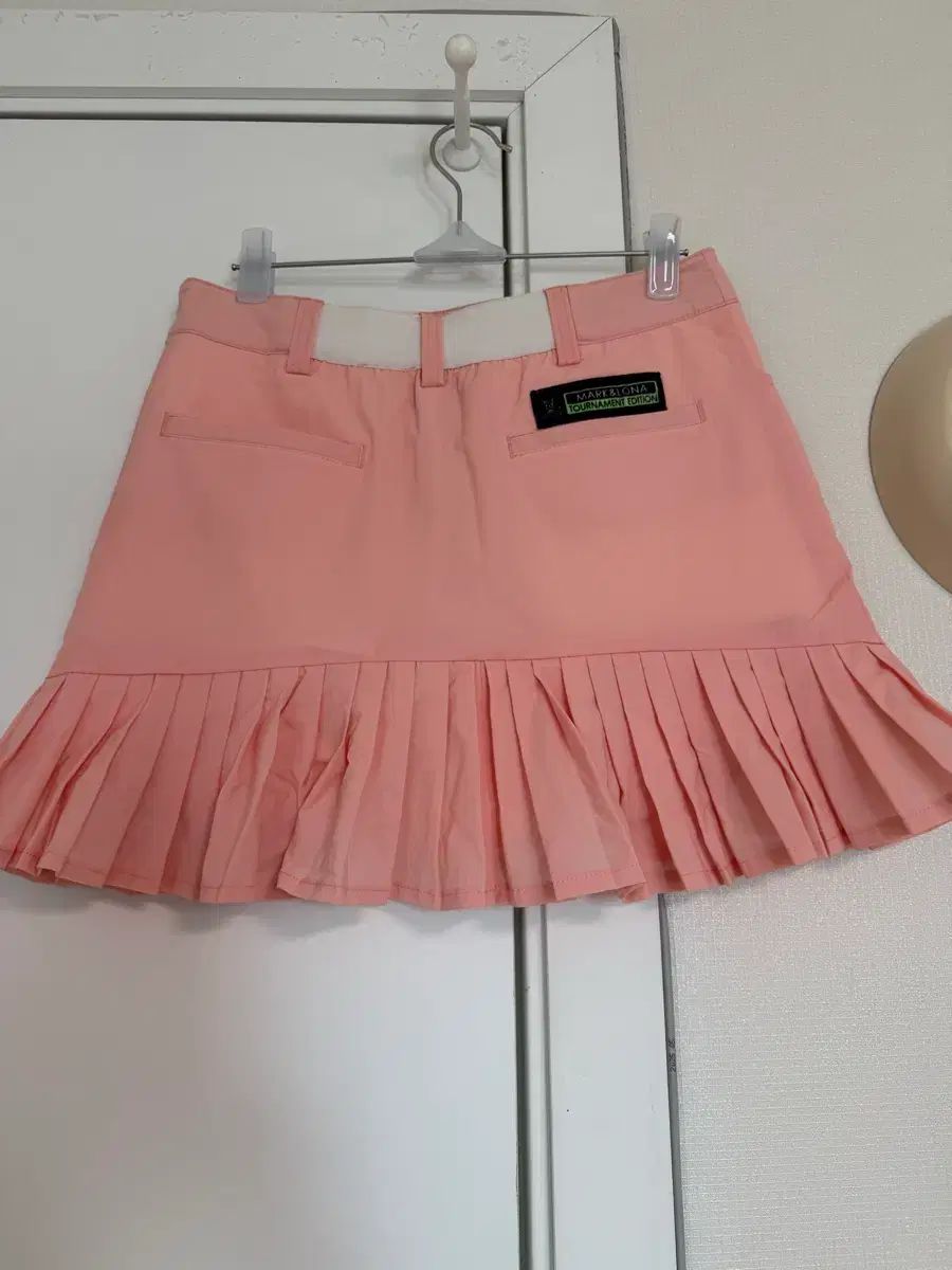 MARK & LONA マークアンドロナ ピンク スカート 美品】マークアンドロ
