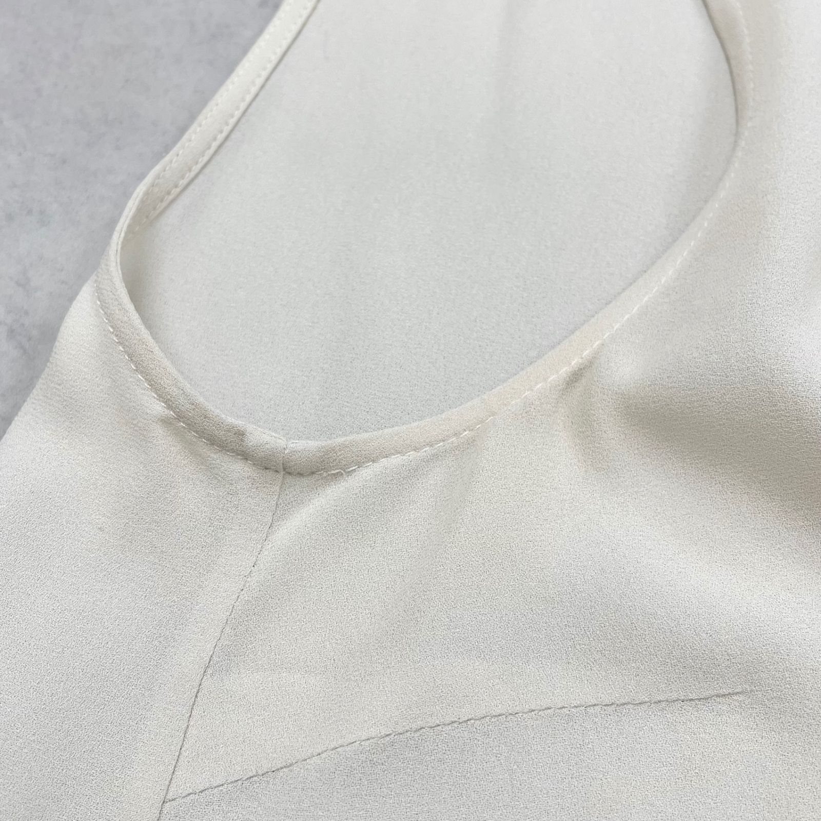 ブルネロクチネリ　ノースリ　トップス BRUNELLO CUCINELLI - 超美品 ブルネロクチネリ Brunello Cucinelli