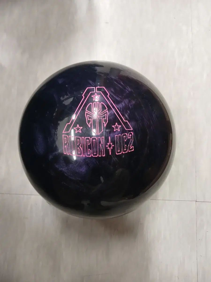 中古ボーリングボール 15p ルビーコンサート（プラグインボール）