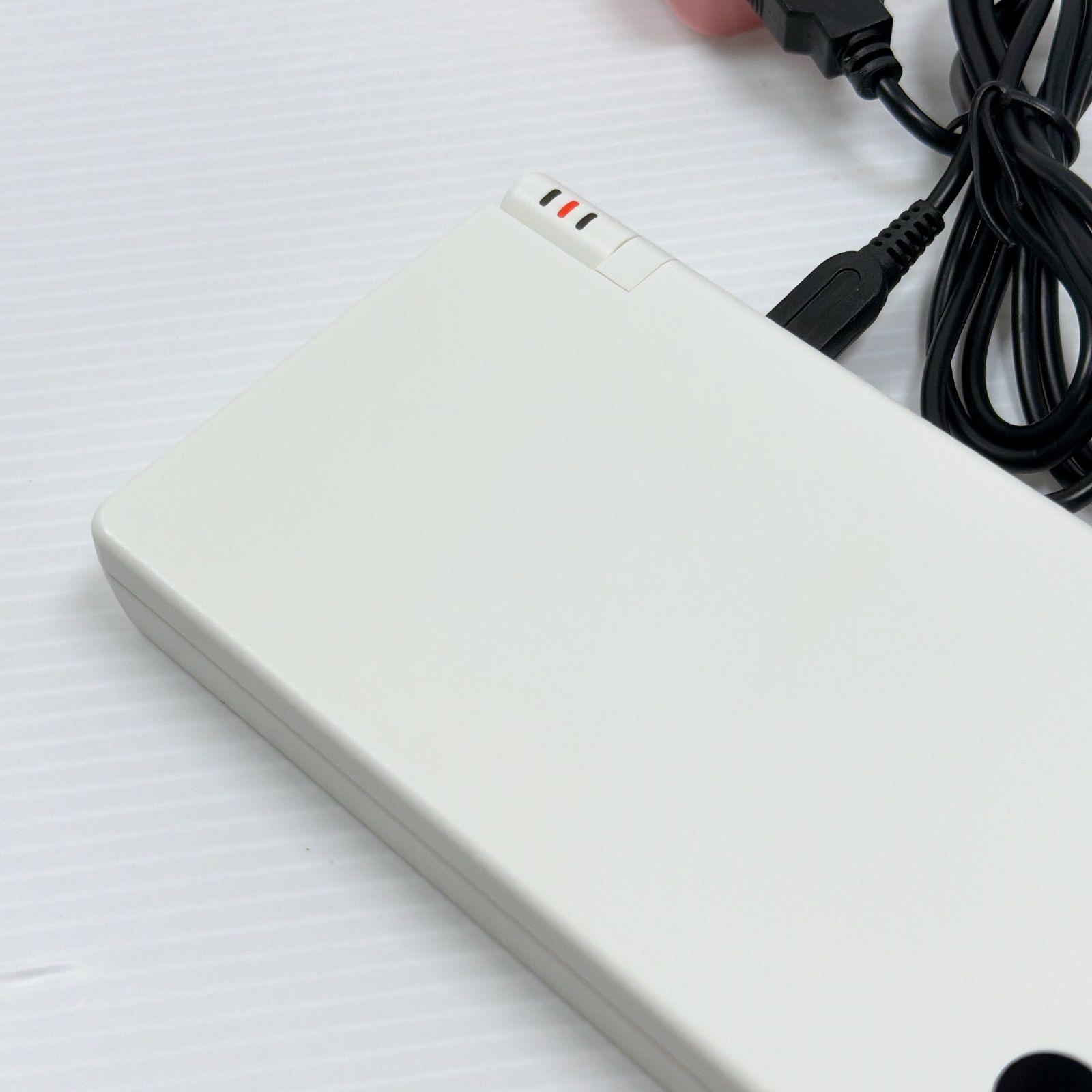 ニンテンドー DSi ホワイト 外装 画面綺麗 遊べるセット 動作確認済み