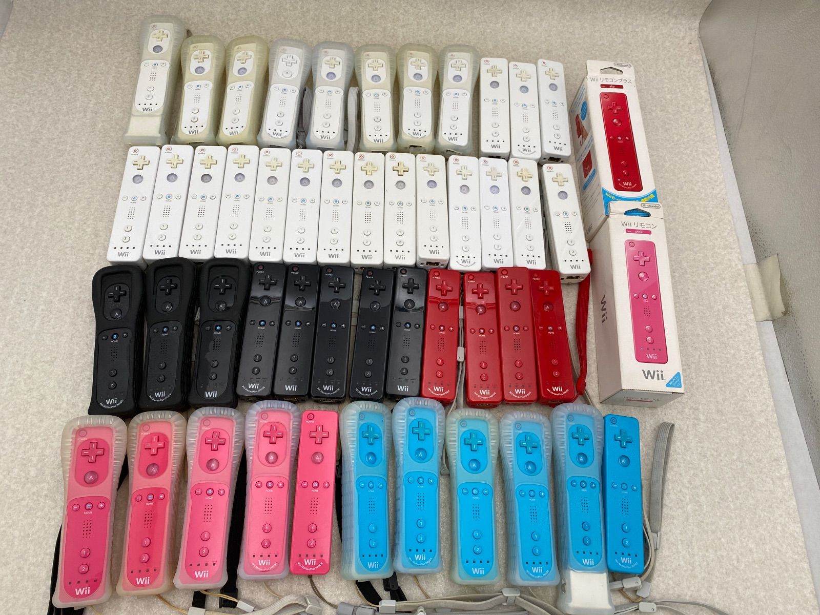 Wii　リモコン　コントローラー　まとめ売り　50点　ジャンク