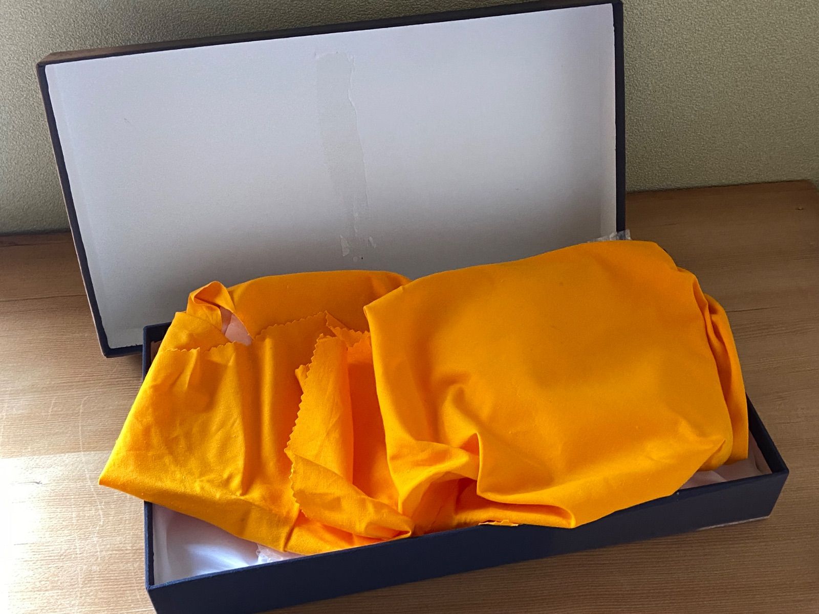 能登蔵出し 輪島塗 黒漆 布着本堅地 金牡丹 沈金 銘々皿 5客 / 天然木