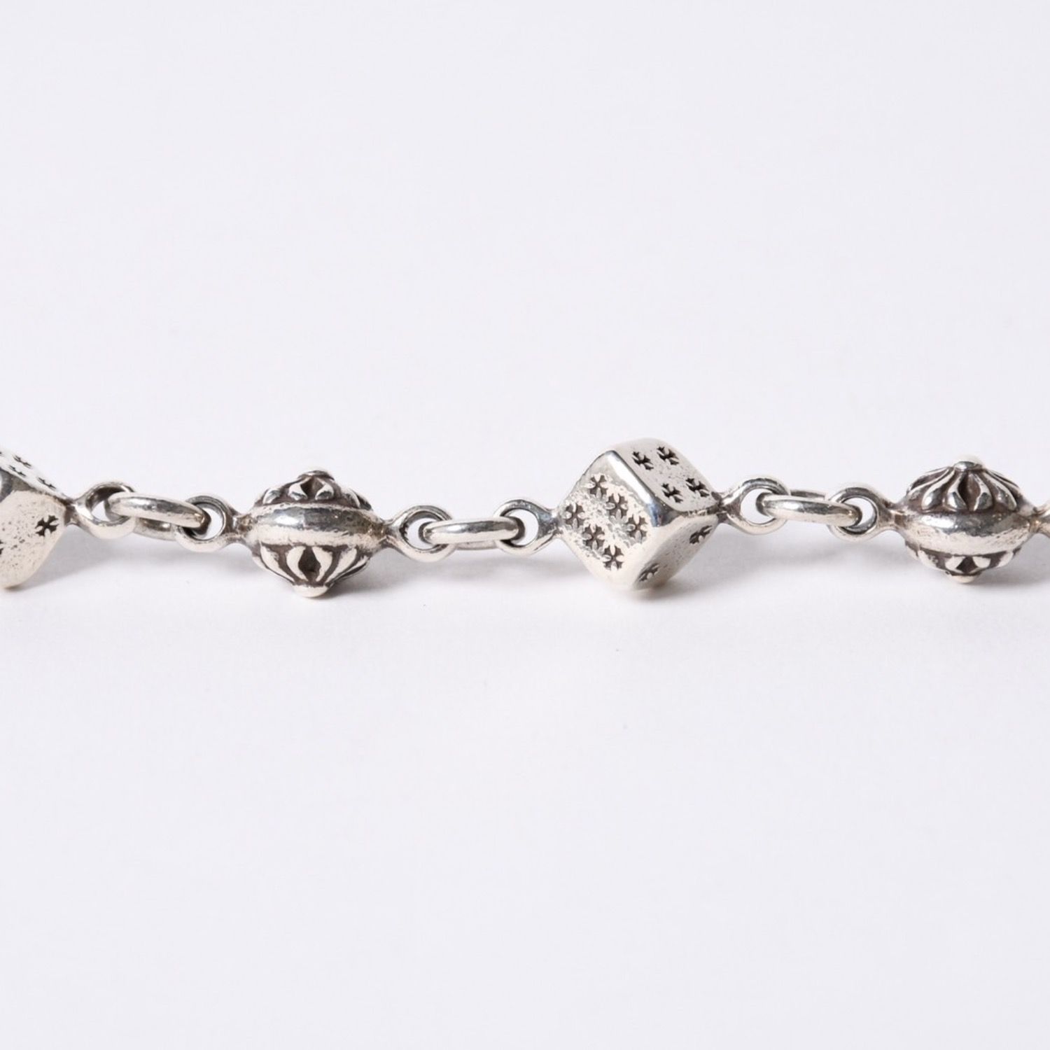 極美品 CHROME HEARTS クロムハーツ DICE 1CRS BALL SHORT1 2クリップ ショートウォレットチェーン 重量約110.46g 14LINK 中古 4a001343 極美品 CHROME HEARTS クロムハーツ DICE 1CRS BALL SHORT1 2クリップ