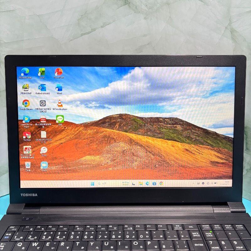 新品SSD Win11 DVD再生可 即使用可ノートPC 東芝 (E3228) ◎美品＆ハイスペ☆8世代☆CORE☆新品SSD☆フルHD☆最新Win11☆高級感