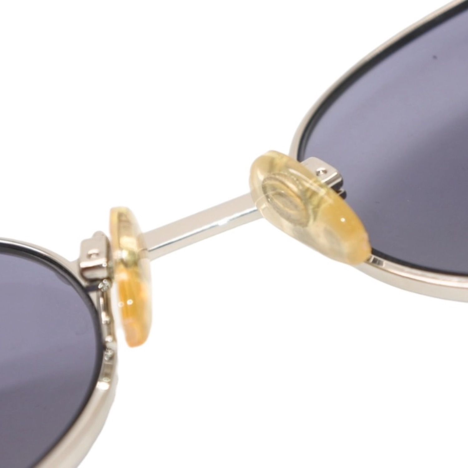 CHANEL シャネル メタルフレームサングラス シルバーフレーム ブルーグレーレンズ 45002 美品 中古 4a001386 CHANEL シャネル メタルフレームサングラス シルバーフレーム ブルー