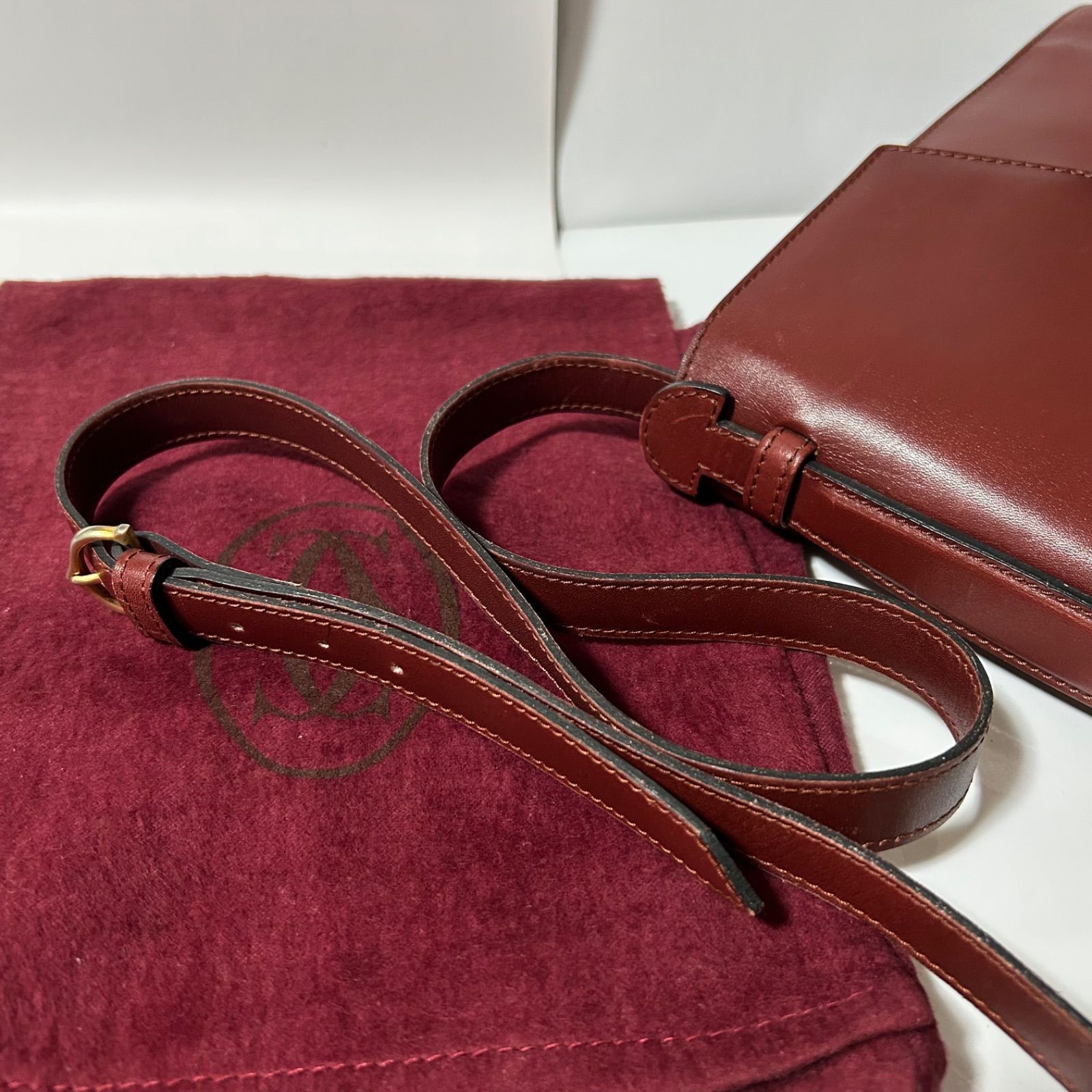 Cartier カルティエ ヴィンテージ マストライン Cロゴ金具 フラップ 
