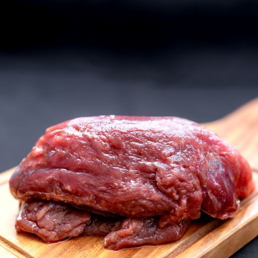 特選イノシシ肉　モモ2キロ（いくつかのブロックでのお届け） 9,750円