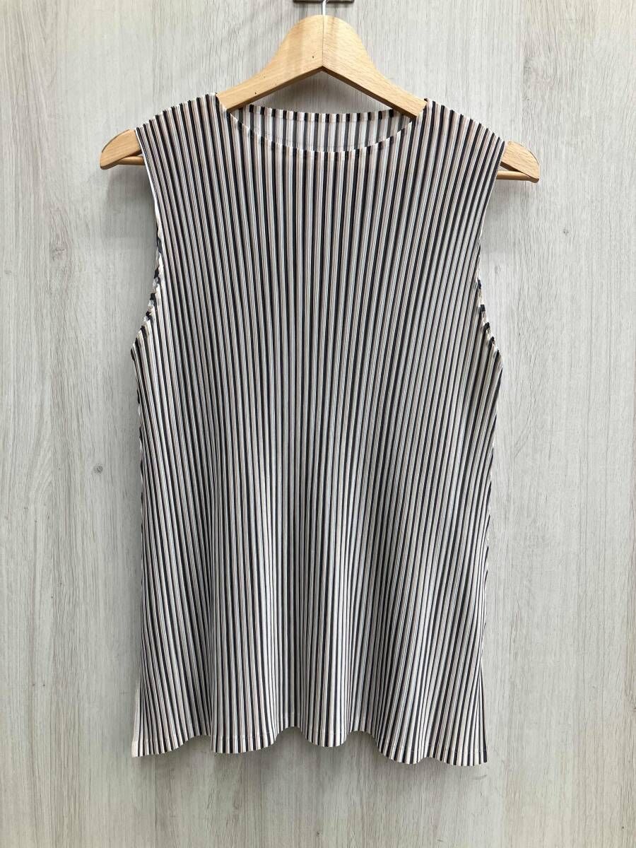 PLEATS PLEASE ISSEY MIYAKE ノースリーブ NEW COLORFUL BASICS 4 – ISSEY MIYAKE ONLINE STORE