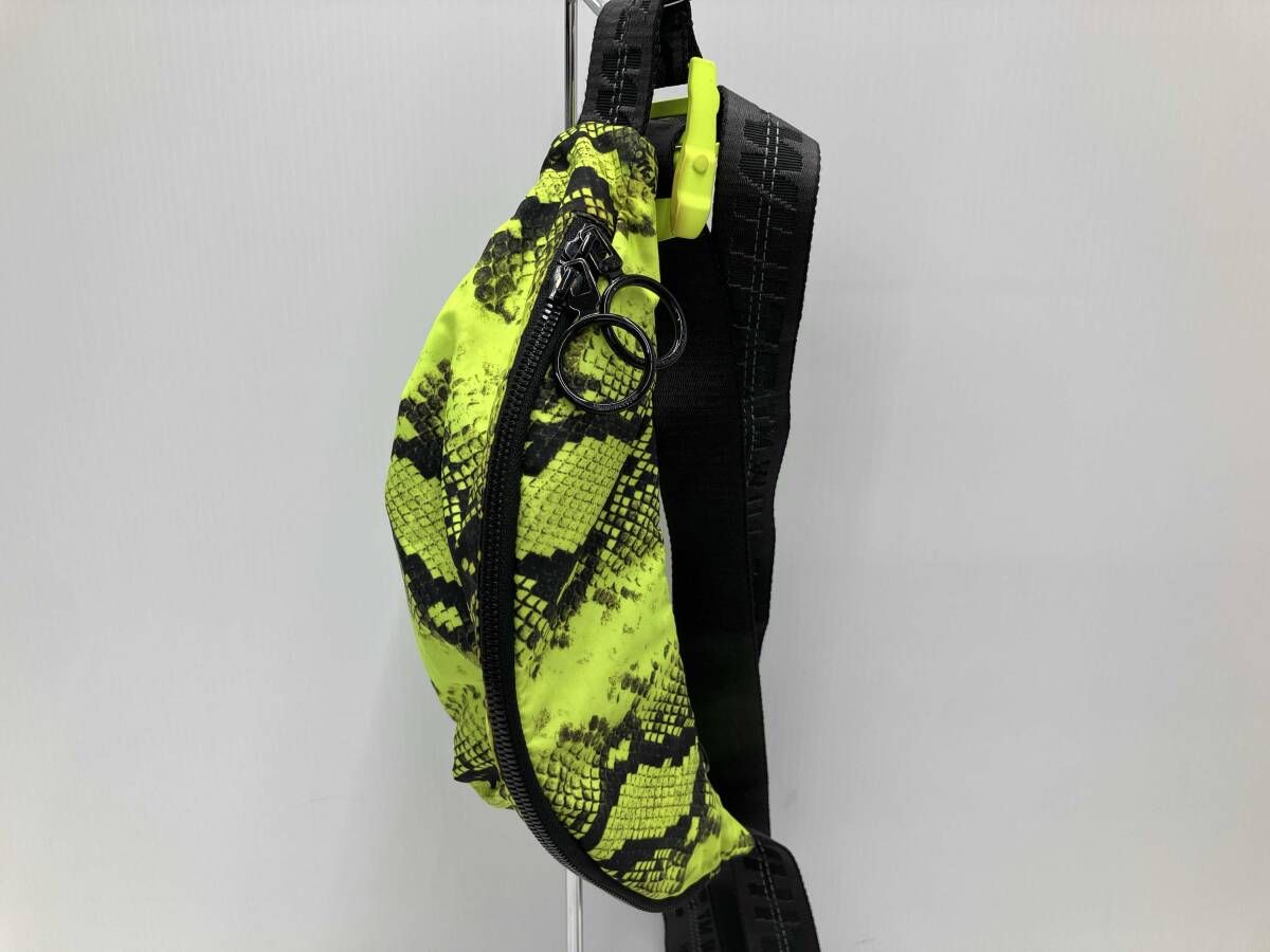 ウエストバッグ オフホワイト OFF-WHITE パイソン柄 ボディバッグ Off 
